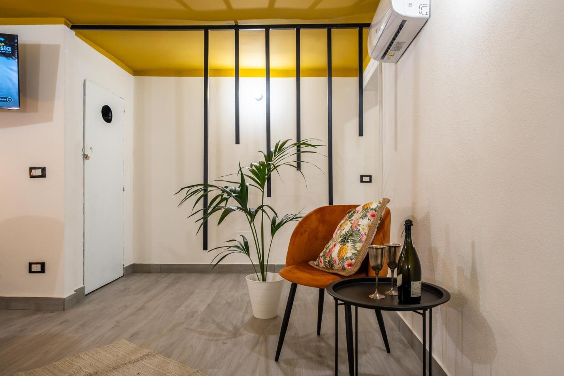 In The Center, Politeama District ! Apartment Palermo