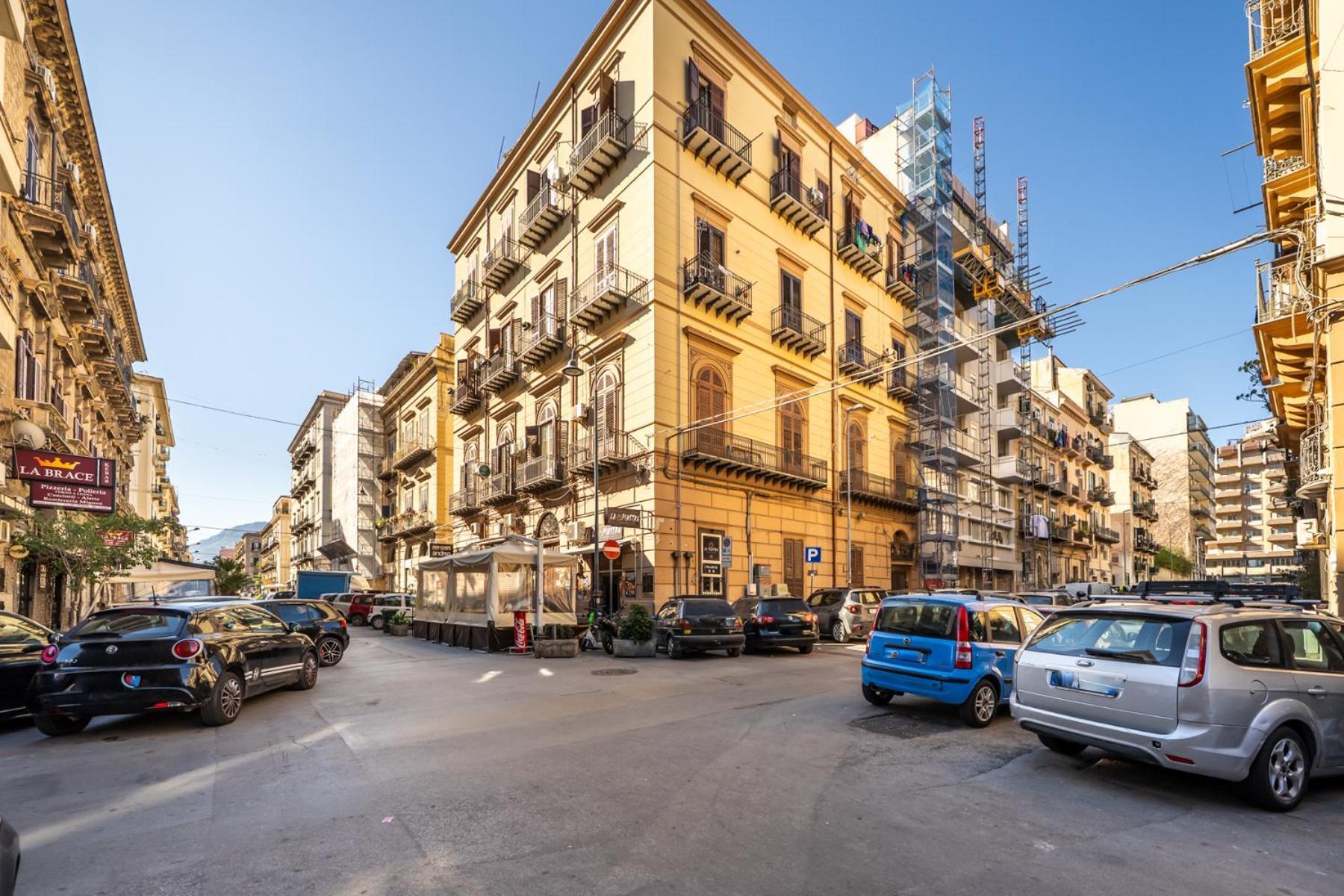 Appartamento In The Center, Politeama District ! Palermo